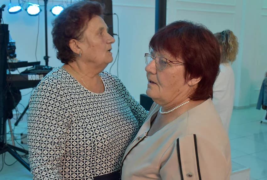 ZABAVA U POŽEŠKOJ SVEČANOJ DVORANI GLORIA : Uz ples i igranje kola do iza ponoći