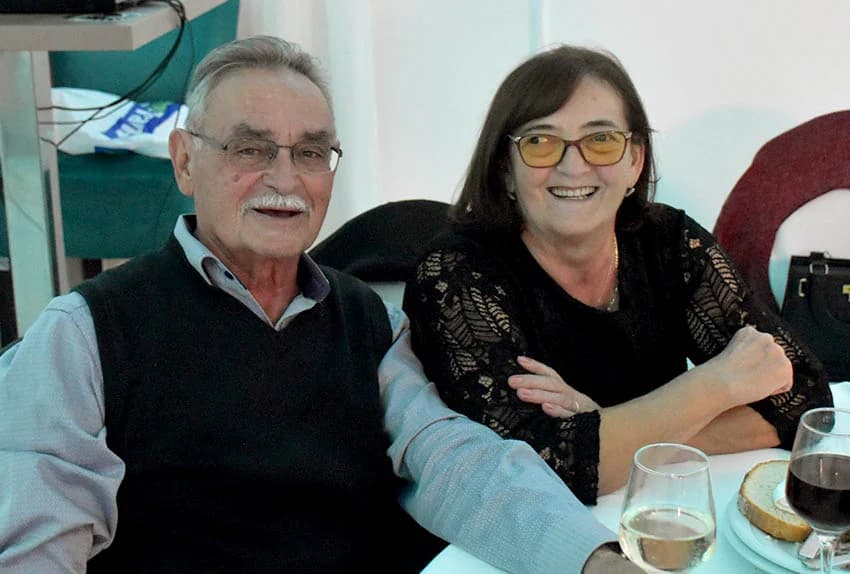 ZABAVA U POŽEŠKOJ SVEČANOJ DVORANI GLORIA : Uz ples i igranje kola do iza ponoći