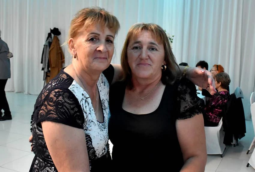 ZABAVA U POŽEŠKOJ SVEČANOJ DVORANI GLORIA : Uz ples i igranje kola do iza ponoći