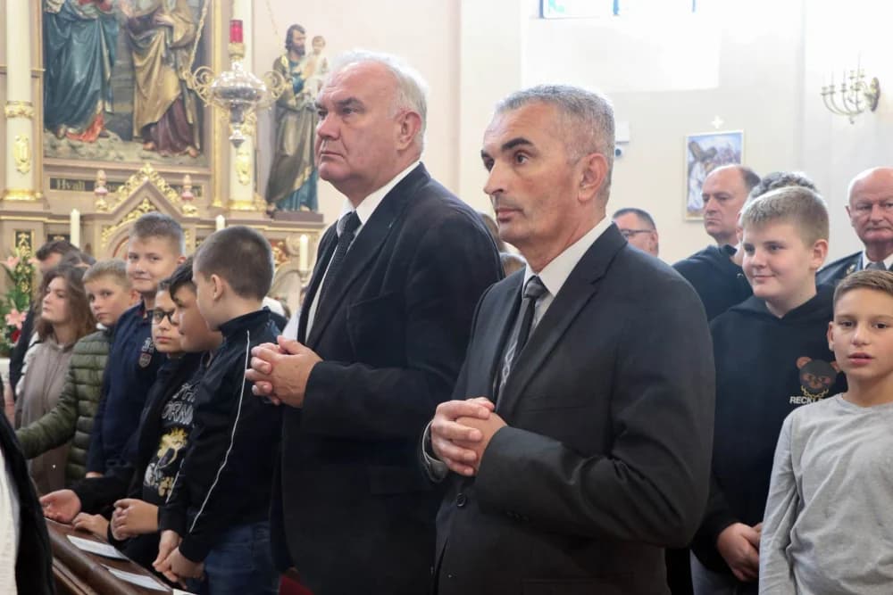 Svečanom procesijom ulicama grada i euharsitijskim slavljem u požeškoj Katedrali proslavljena sv. Terezija Avilska
