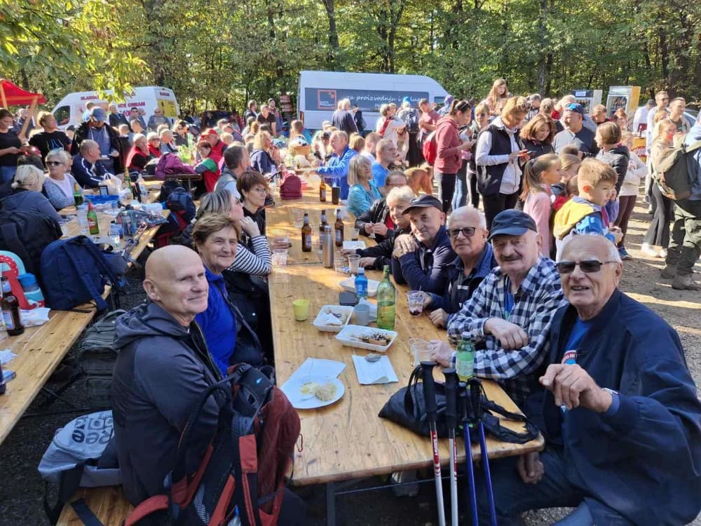 Planinari Sokolovca pohodili Festival kestena u Petrinji
