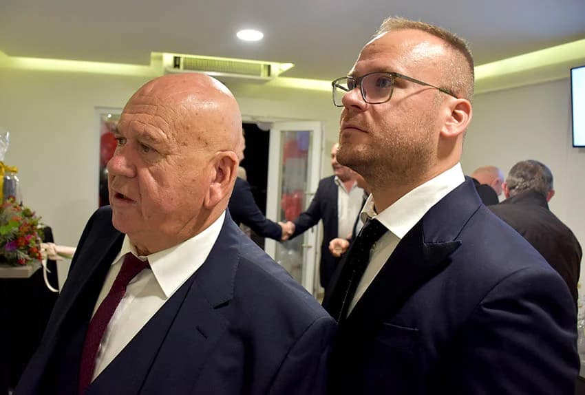 40 GODINA COLORA: Goran Šutalo primio priznanje HGK, a Tomislav Zeba nagradu tvrtke za 30 godina rada, te Blanka Zeba i Marinko Topić za 35 godina