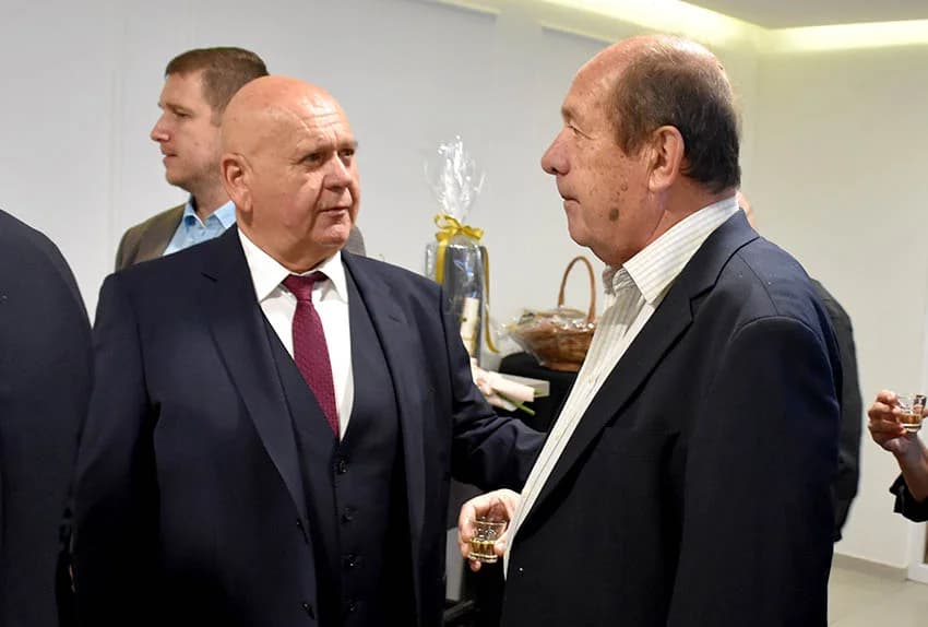 40 GODINA COLORA: Goran Šutalo primio priznanje HGK, a Tomislav Zeba nagradu tvrtke za 30 godina rada, te Blanka Zeba i Marinko Topić za 35 godina