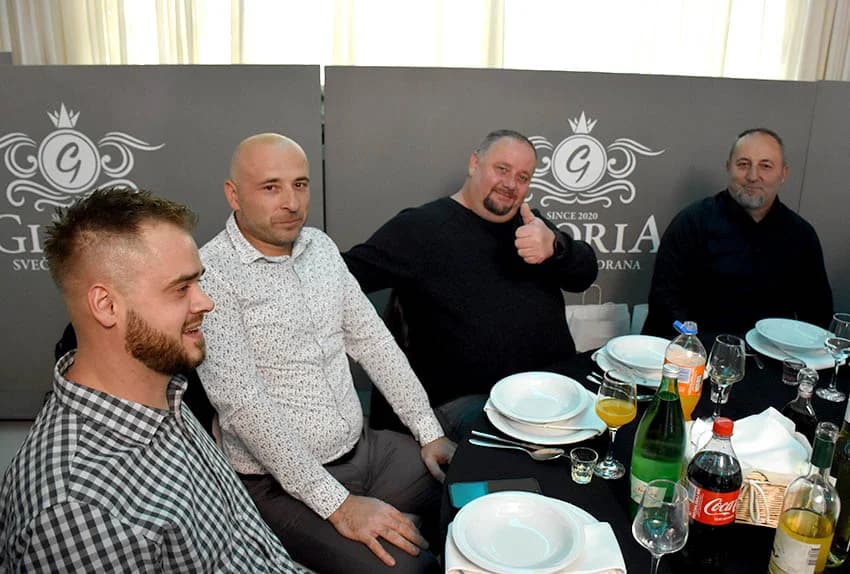 40 GODINA COLORA: Goran Šutalo primio priznanje HGK, a Tomislav Zeba nagradu tvrtke za 30 godina rada, te Blanka Zeba i Marinko Topić za 35 godina