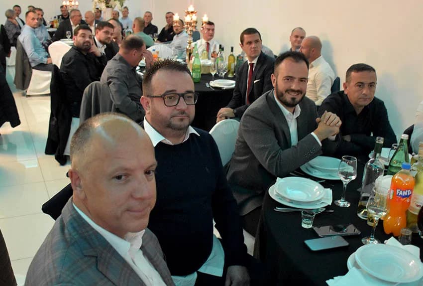 40 GODINA COLORA: Goran Šutalo primio priznanje HGK, a Tomislav Zeba nagradu tvrtke za 30 godina rada, te Blanka Zeba i Marinko Topić za 35 godina