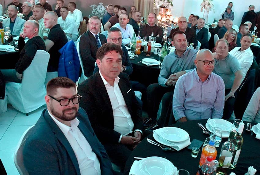 40 GODINA COLORA: Goran Šutalo primio priznanje HGK, a Tomislav Zeba nagradu tvrtke za 30 godina rada, te Blanka Zeba i Marinko Topić za 35 godina