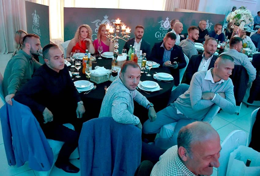 40 GODINA COLORA: Goran Šutalo primio priznanje HGK, a Tomislav Zeba nagradu tvrtke za 30 godina rada, te Blanka Zeba i Marinko Topić za 35 godina