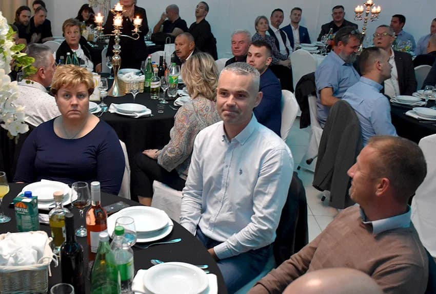 40 GODINA COLORA: Goran Šutalo primio priznanje HGK, a Tomislav Zeba nagradu tvrtke za 30 godina rada, te Blanka Zeba i Marinko Topić za 35 godina