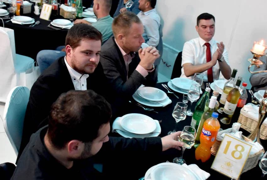 40 GODINA COLORA: Goran Šutalo primio priznanje HGK, a Tomislav Zeba nagradu tvrtke za 30 godina rada, te Blanka Zeba i Marinko Topić za 35 godina