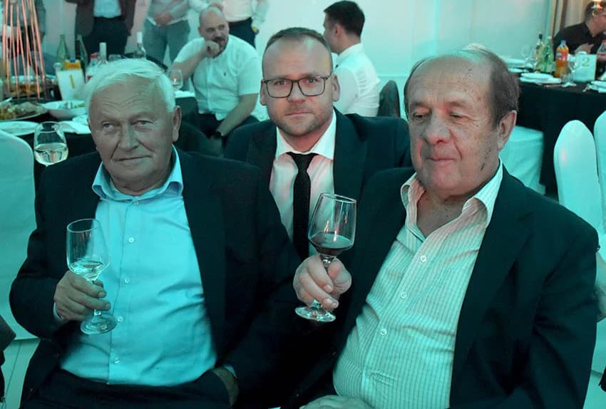 40 GODINA COLORA: Goran Šutalo primio priznanje HGK, a Tomislav Zeba nagradu tvrtke za 30 godina rada, te Blanka Zeba i Marinko Topić za 35 godina