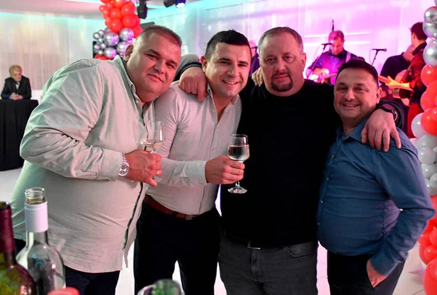 40 GODINA COLORA: Goran Šutalo primio priznanje HGK, a Tomislav Zeba nagradu tvrtke za 30 godina rada, te Blanka Zeba i Marinko Topić za 35 godina
