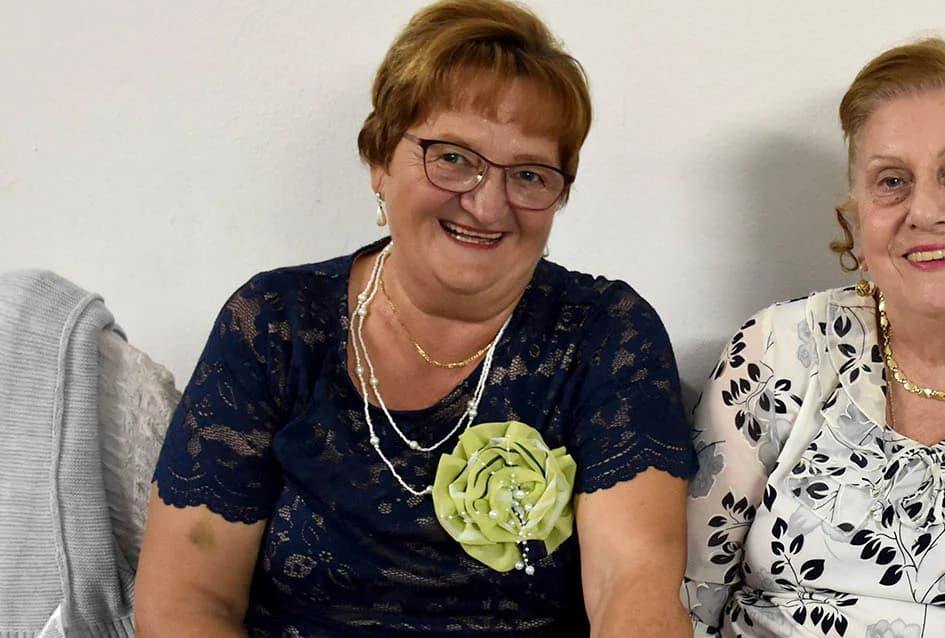 KAPTOLAČKA UMIROVLJENICA VESNA KARAS NE MIRUJE: Njene ukrasne ruže rado se nose
