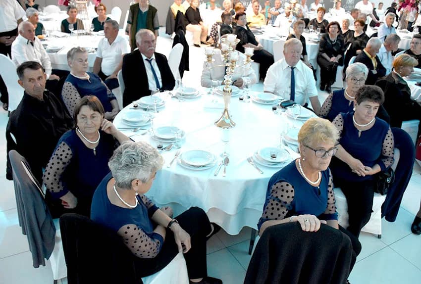 GLAZBENI SUSRETI MATICE UMIROVLJENIKA POŽEŠKE ŽUPANIJE: Orila se pjesma više od stotinu sudionika [ FOTOGALERIJA]