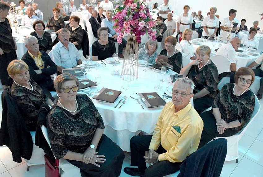 GLAZBENI SUSRETI MATICE UMIROVLJENIKA POŽEŠKE ŽUPANIJE: Orila se pjesma više od stotinu sudionika [ FOTOGALERIJA]