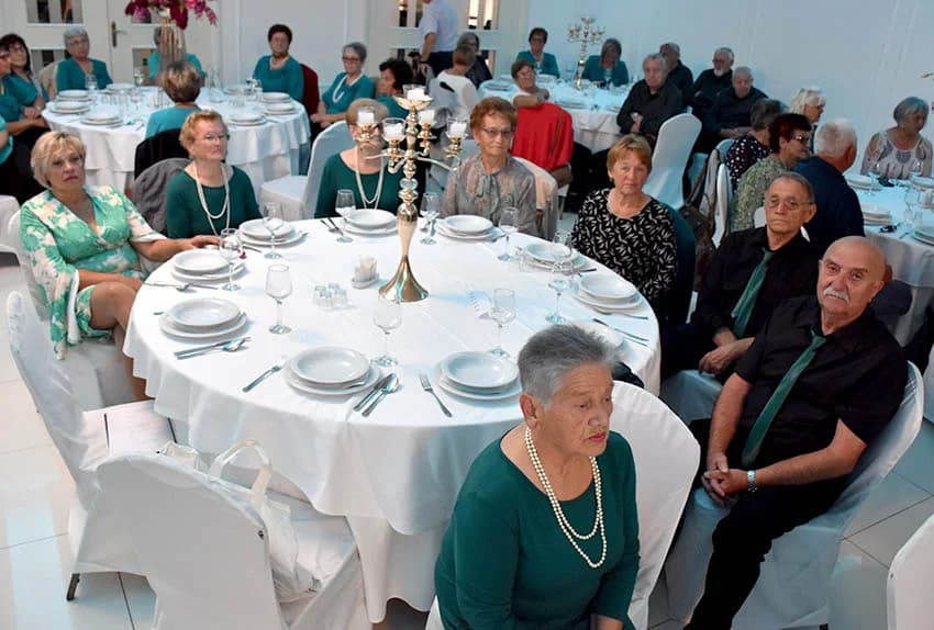 GLAZBENI SUSRETI MATICE UMIROVLJENIKA POŽEŠKE ŽUPANIJE: Orila se pjesma više od stotinu sudionika [ FOTOGALERIJA]