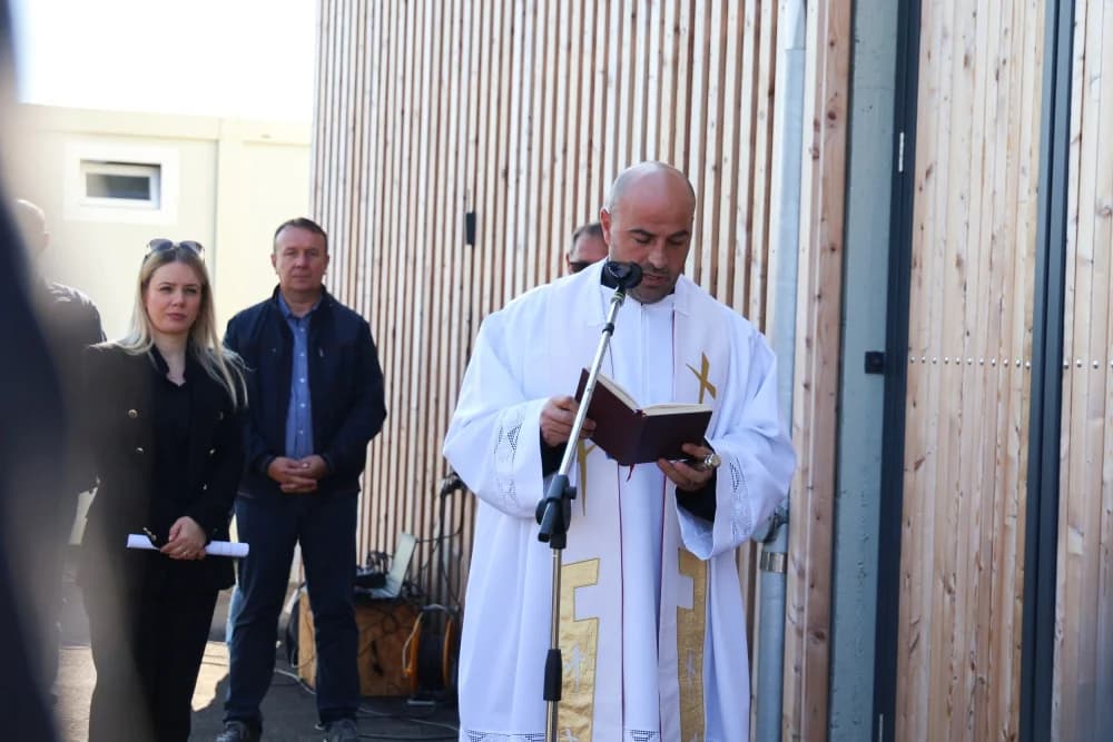 Naša draga županica Antonija Jozić bila nazočila otvorenju nove državne ergele u Lipiku: S njom rame uz rame i DP-ov ministar poljoprivrede Josip Dabro
