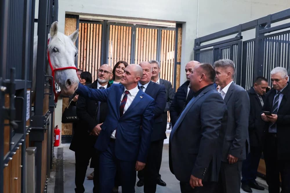 Naša draga županica Antonija Jozić bila nazočila otvorenju nove državne ergele u Lipiku: S njom rame uz rame i DP-ov ministar poljoprivrede Josip Dabro