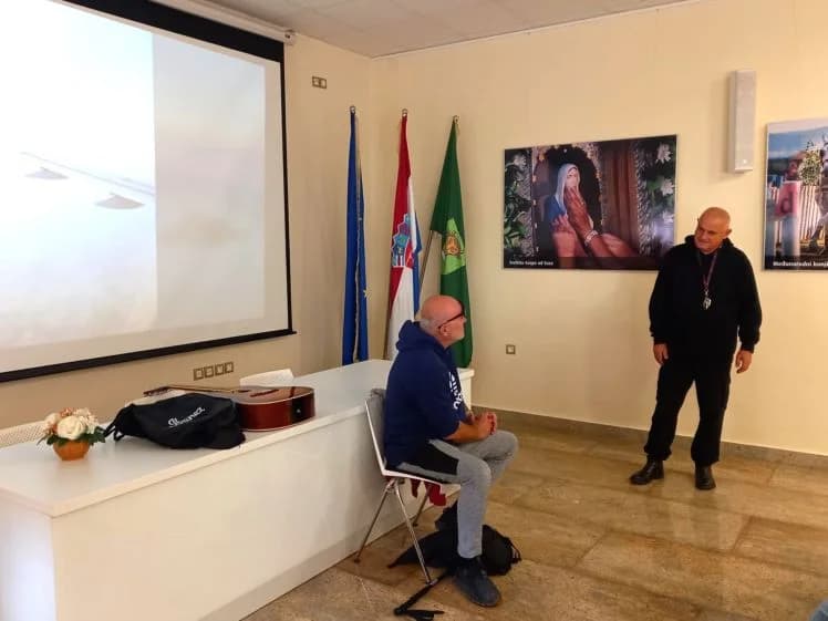 „Život je lijep i kad si slijep“ - održano putopisno predavanje u Pleternici