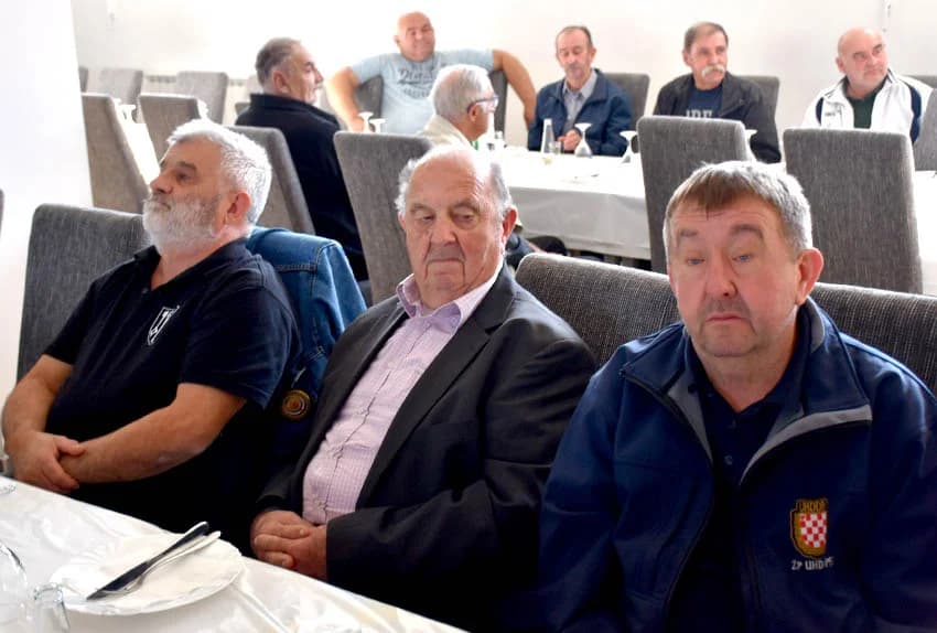 Polaganjem vijenaca i svetom misom obilježen Dan branitelja brestovačkog kraja