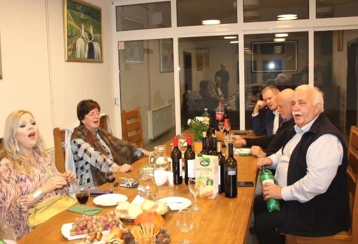 VINARIJA MARKOTA: Glazbeno-poetska večer s Blankom Došen i „Šljivovom granom“