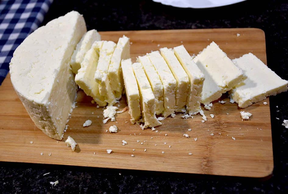 ČLANOVI KAPTOLAČKOG „VINO-KAPA“ GOSTI NOVOKAPELAČKIH I ORIOVAČKIH VINARA: Uz pečene kestene i druge delicije kušano mlado vino