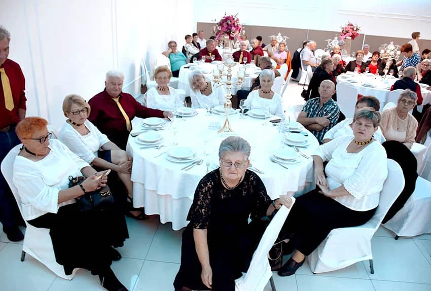 GLAZBENI SUSRETI MATICE UMIROVLJENIKA POŽEŠKE ŽUPANIJE: Orila se pjesma više od stotinu sudionika [ FOTOGALERIJA]