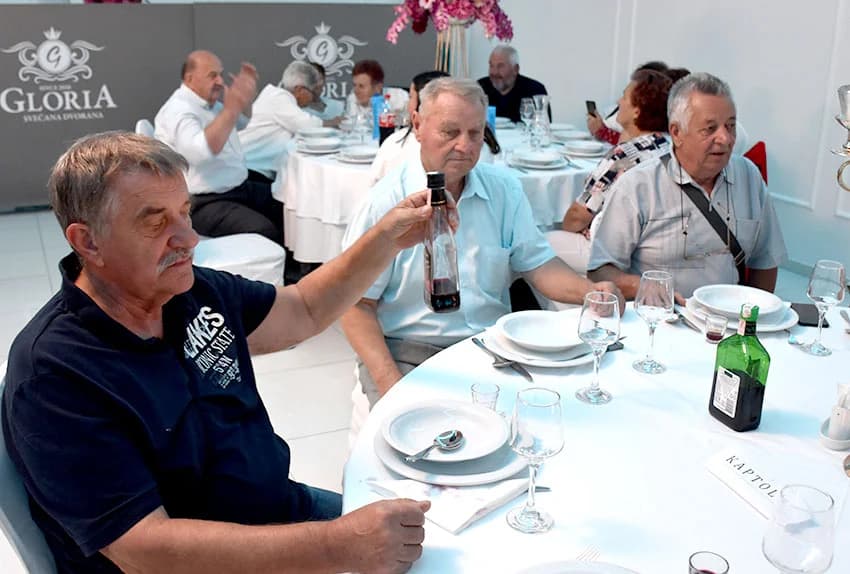 GLAZBENI SUSRETI MATICE UMIROVLJENIKA POŽEŠKE ŽUPANIJE: Orila se pjesma više od stotinu sudionika [ FOTOGALERIJA]