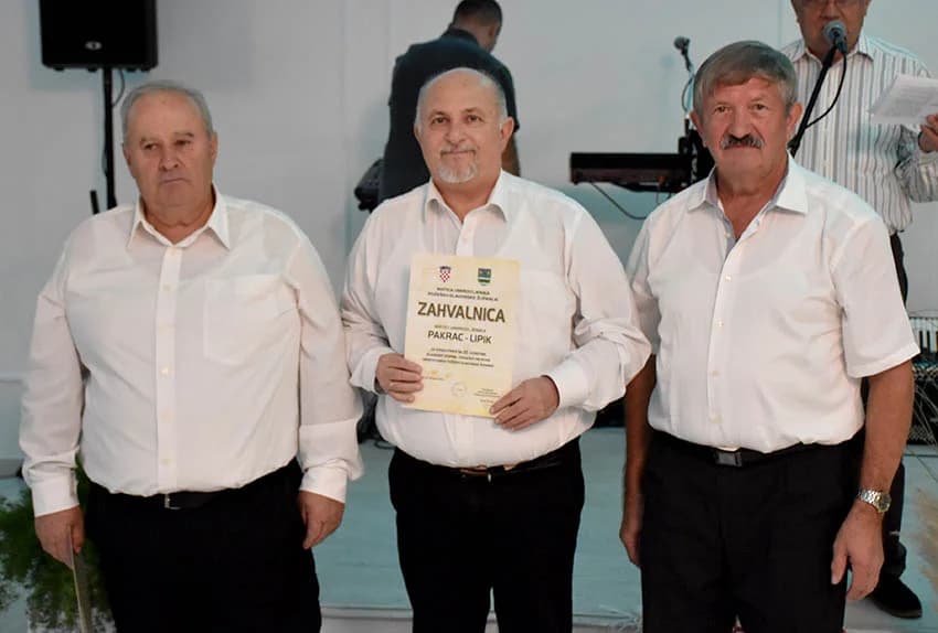 Deset pjevačkih skupina umirovljenika pokazalo umijeće izvođenje poznatih pjesama