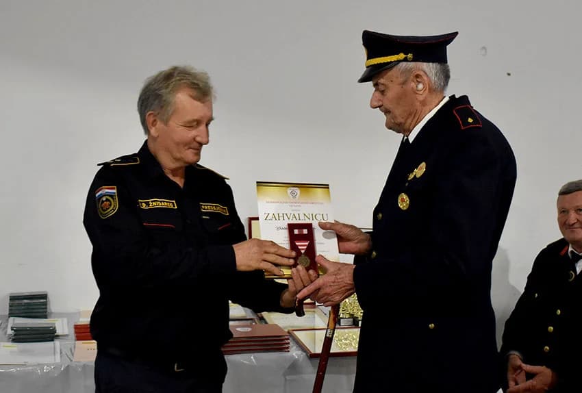 Vetovčani Andrija Horvat, Stjepan Lisec i Milenko Petrić dobili zlatne medalje uz stoljeće vatrogastva