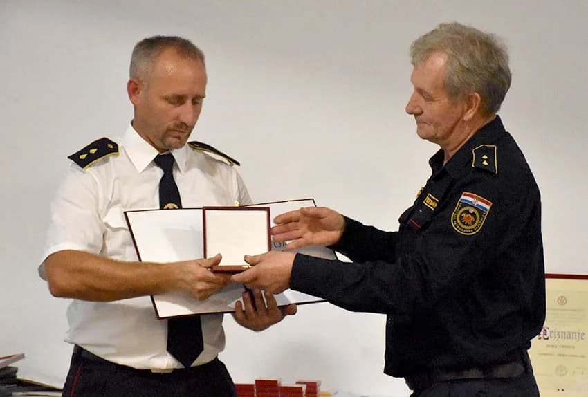 Vetovčani Andrija Horvat, Stjepan Lisec i Milenko Petrić dobili zlatne medalje uz stoljeće vatrogastva