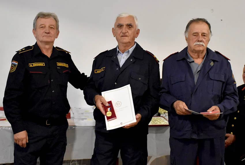 Vetovčani Andrija Horvat, Stjepan Lisec i Milenko Petrić dobili zlatne medalje uz stoljeće vatrogastva
