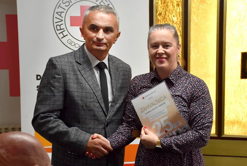 POŽEŽANI SVEČANO OBILJEŽILI DAN DARIVATELJA KRVI: Daruju sebe za druge - Zdenku Šojatu priznanje za 157 davanja