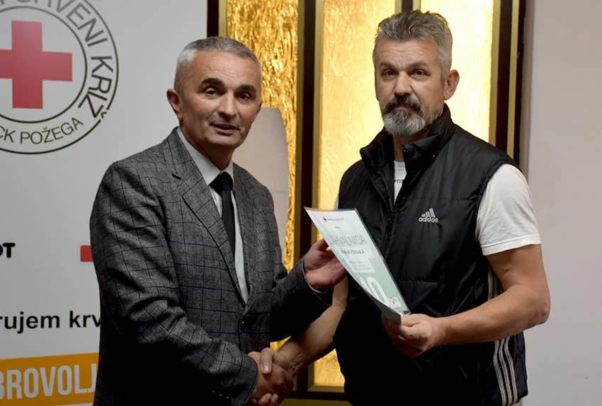 POŽEŽANI SVEČANO OBILJEŽILI DAN DARIVATELJA KRVI: Daruju sebe za druge - Zdenku Šojatu priznanje za 157 davanja