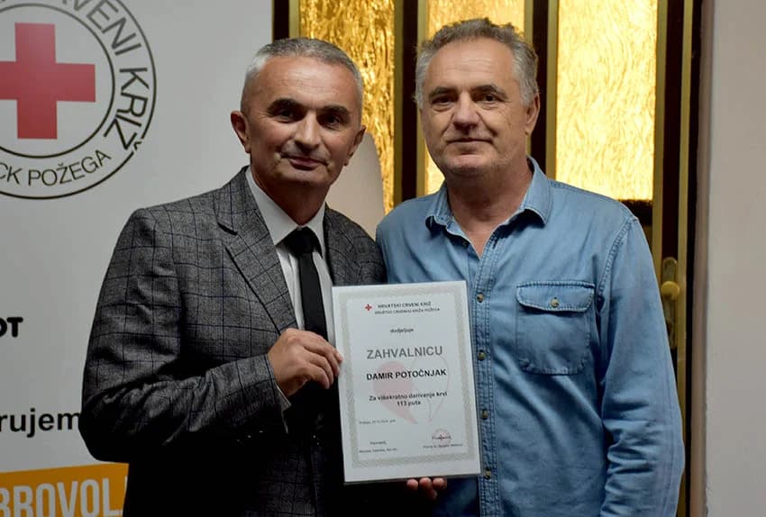 POŽEŽANI SVEČANO OBILJEŽILI DAN DARIVATELJA KRVI: Daruju sebe za druge - Zdenku Šojatu priznanje za 157 davanja