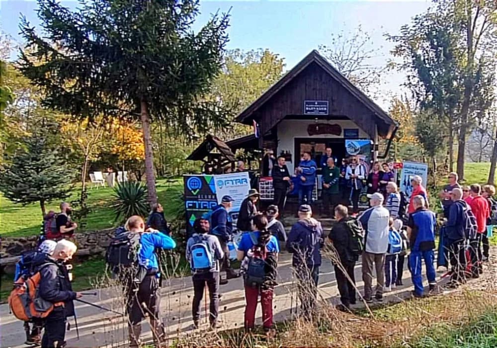 Brojni ljubitelji prirode pristigli na Gljivarijadu i kestenijadu u Zakorenju