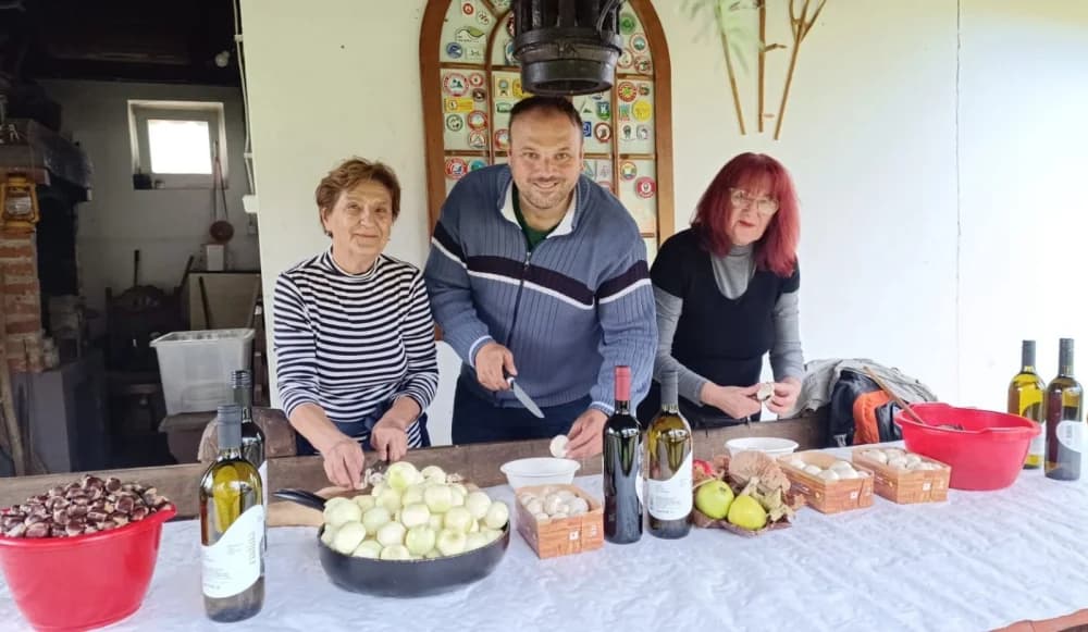Brojni ljubitelji prirode pristigli na Gljivarijadu i kestenijadu u Zakorenju