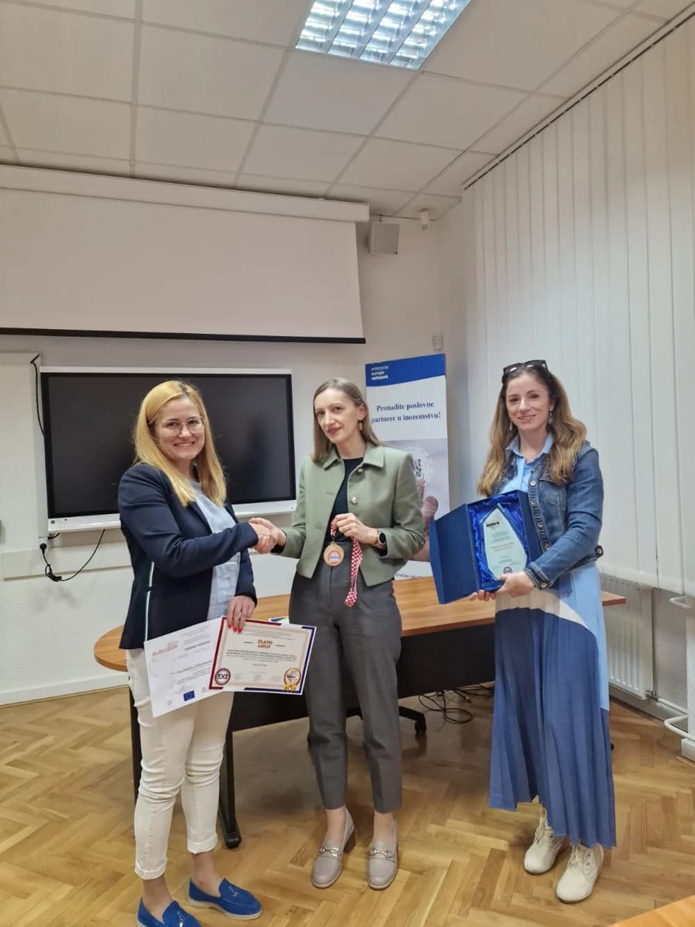 Monografija-djelo požeških studenata dobila Zlatnu medalju na međunarodnoj izložbi inovacija