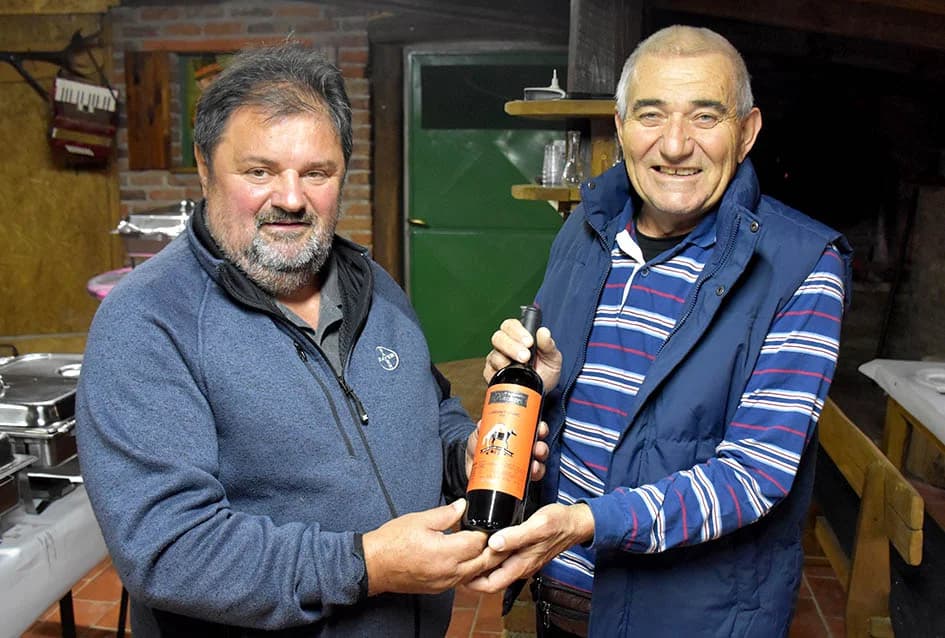 MARTINJE KOD FERDINANDA NOVAKA U KAPTOLU: Uz krštenje mošta slavio i rođendan