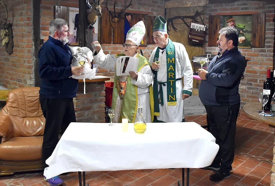 MARTINJE KOD FERDINANDA NOVAKA U KAPTOLU: Uz krštenje mošta slavio i rođendan