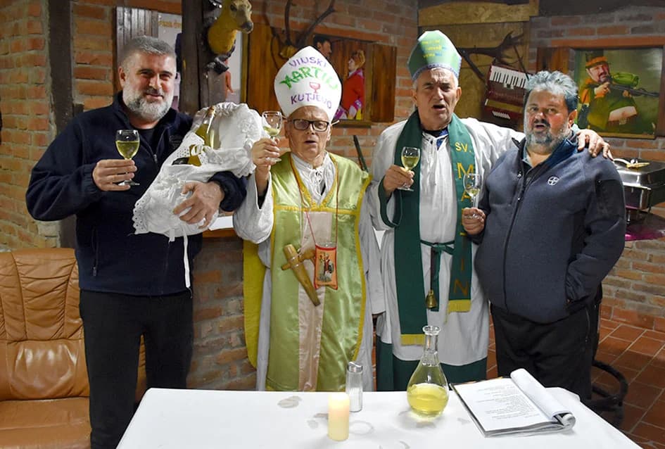 MARTINJE KOD FERDINANDA NOVAKA U KAPTOLU: Uz krštenje mošta slavio i rođendan