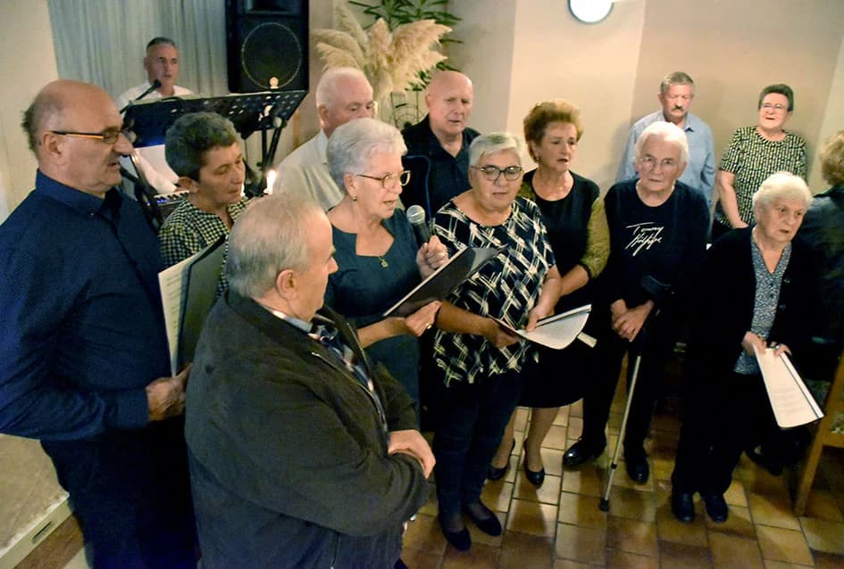 Šezdesetak umirovljenika vetovačkog kraja uključuje se u sve aktivnosti županijske udruge