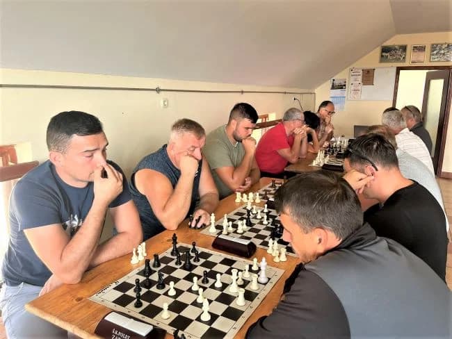 Na šahovskom turniru u Bukovlju pobjednik Hrvoje Grčić iz pleterničkog ŠK Vina Markota