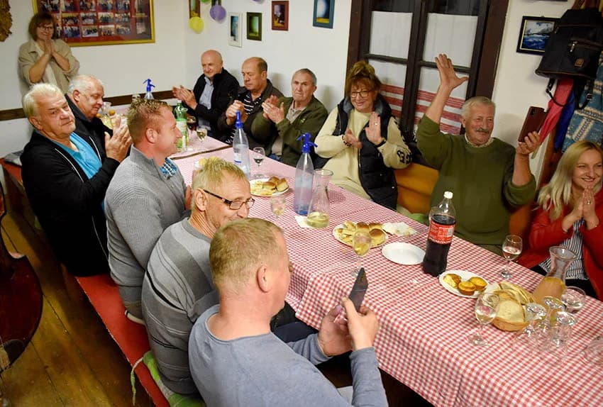 Mirko i Branko preuzeli obveze vinskih kumova