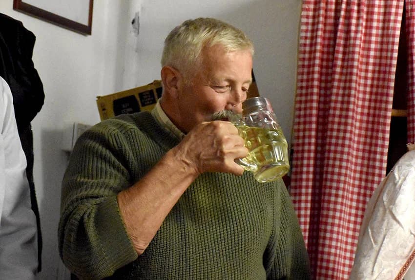 Mirko i Branko preuzeli obveze vinskih kumova