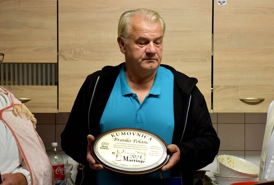 Mirko i Branko preuzeli obveze vinskih kumova