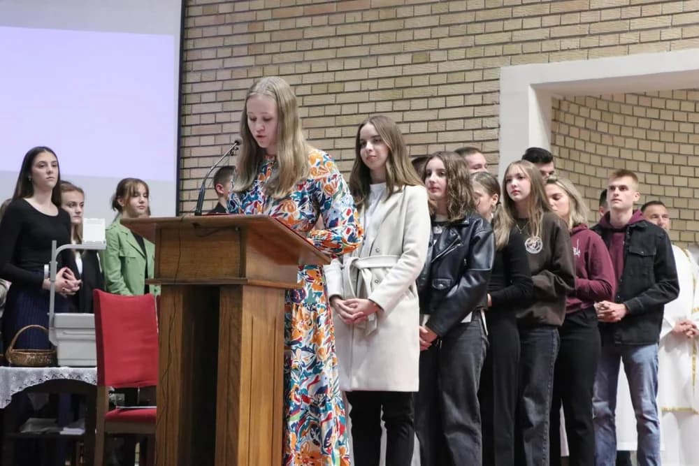 Holywin“ - „Svetost pobjeđuje“: Molitveno bdijenje u Župi sv. Leopolda Mandića