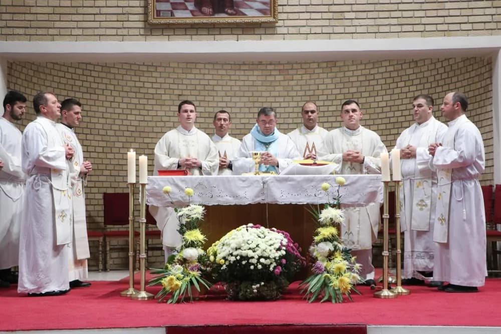 Holywin“ - „Svetost pobjeđuje“: Molitveno bdijenje u Župi sv. Leopolda Mandića