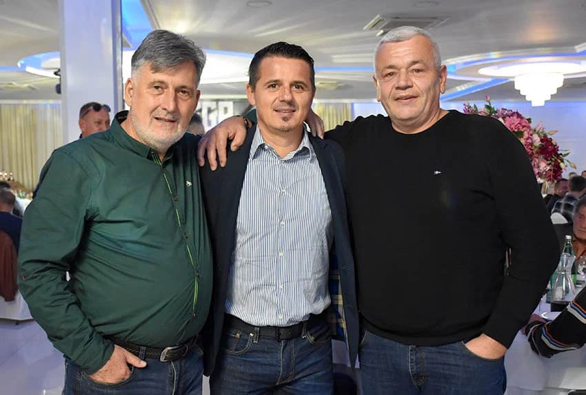 DINAMOVA PLAVA NOĆ U POŽEGI: Navijačka atmosfera u dvorani „Gloria“