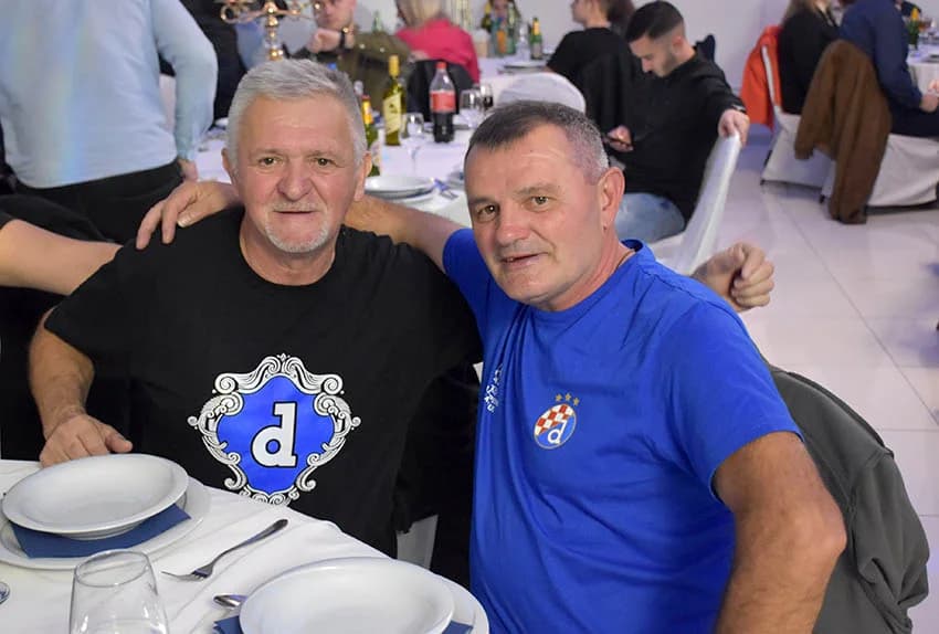 DINAMOVA PLAVA NOĆ U POŽEGI: Navijačka atmosfera u dvorani „Gloria“