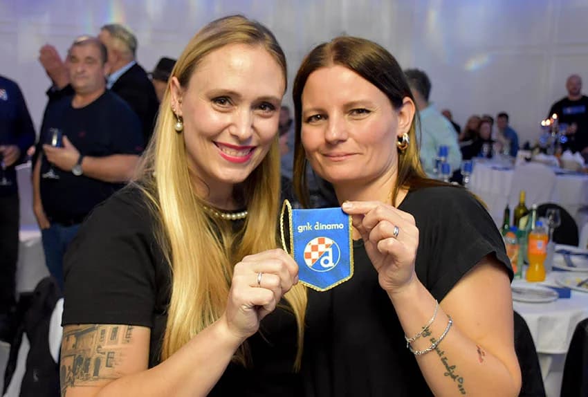 DINAMOVA PLAVA NOĆ U POŽEGI: Navijačka atmosfera u dvorani „Gloria“